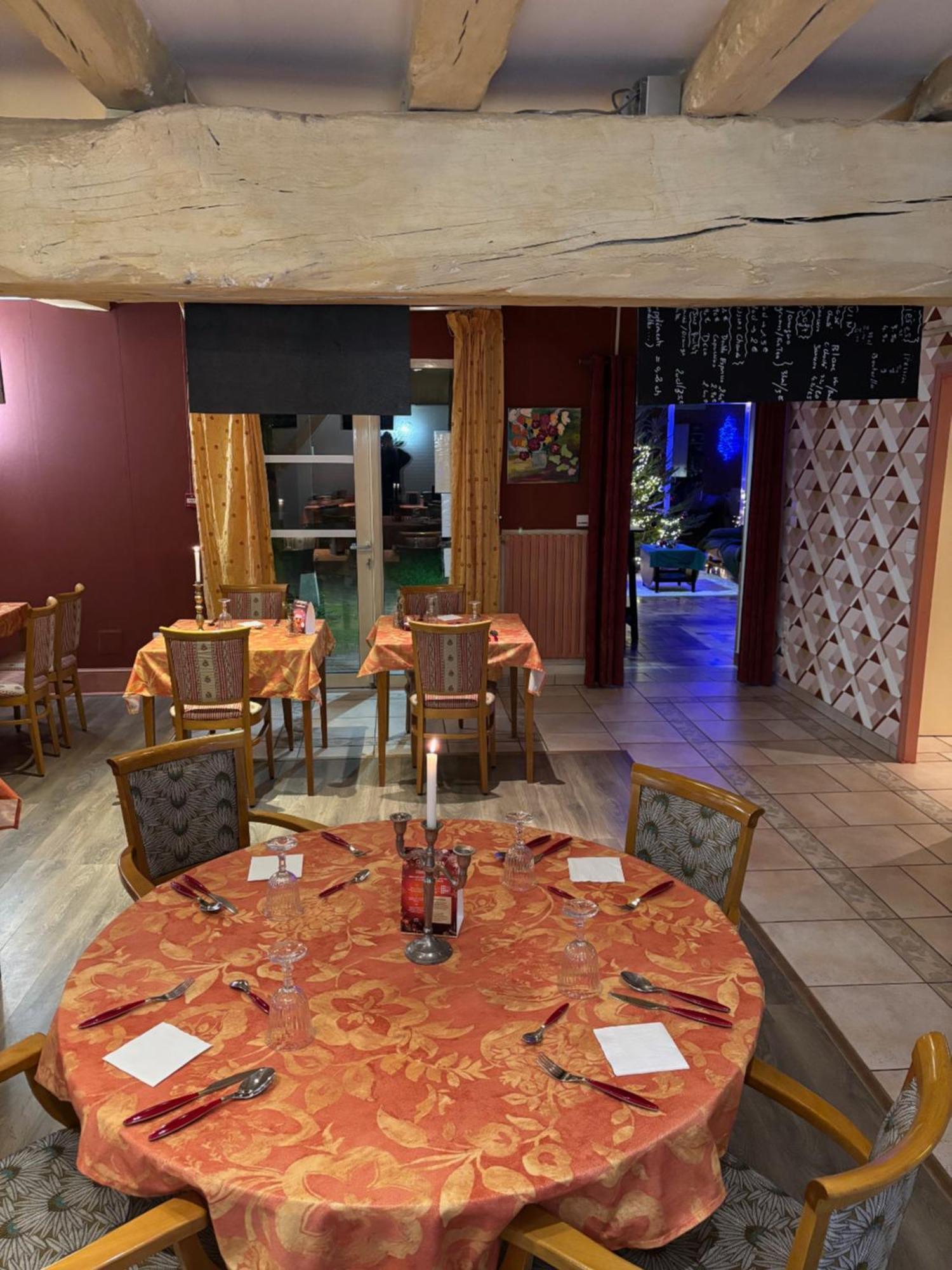 Hotel Le Bon Laboureur La Charité-sur-Loire المظهر الخارجي الصورة